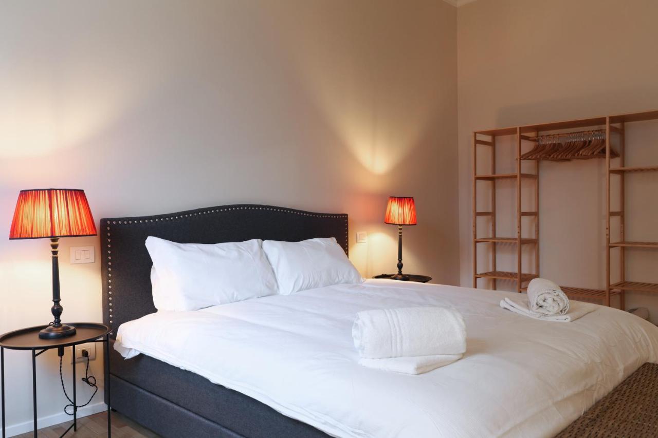 Luxury San Babila Apartment Milan Bagian luar foto